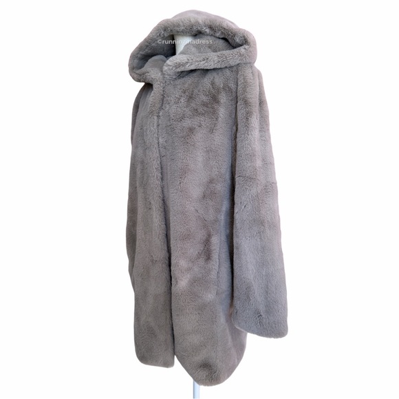NWT Elie Tahari Grey Faux Fur Hooded Coat Cozy Chic Winter Jacket Size Medium - Picture 5 of 16